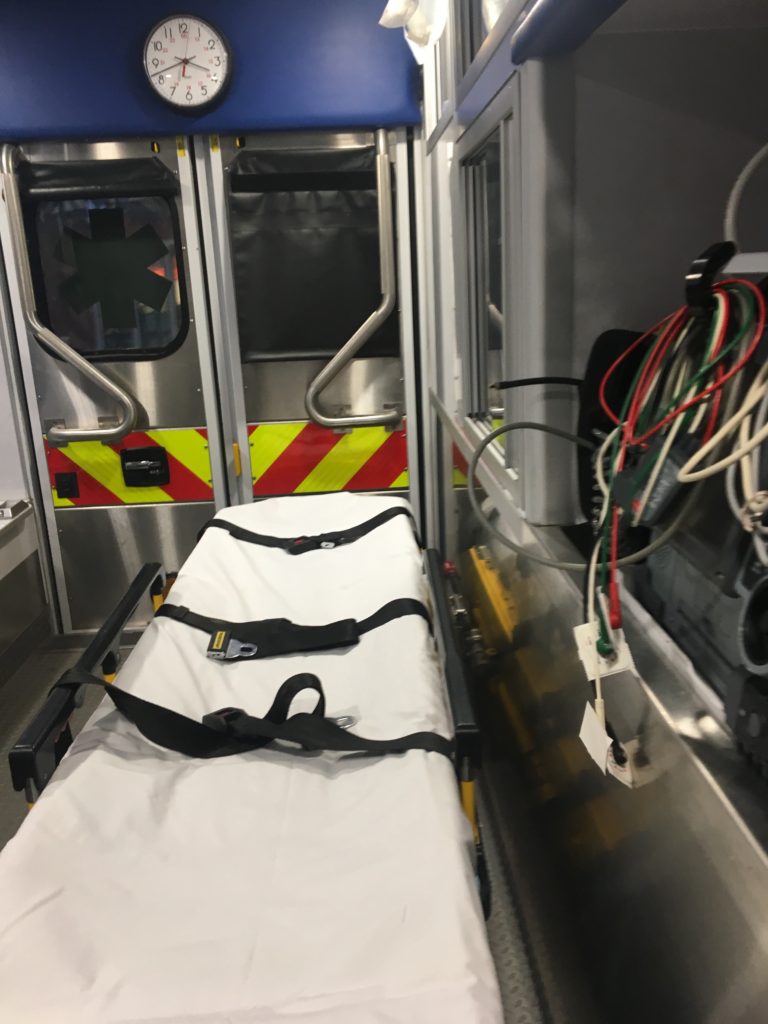 Immersion au Fire Departement de Chicago - EMS 6 Immersion au Fire Departement de Chicago - EMS Immersion d'un ambulancier français au Fire Département de Chicago - EMS