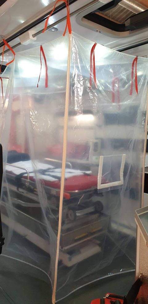 Covid 19 et caisson de protection pour brancard de l'ambulance 7 Covid 19 et caisson de protection pour brancard de l'ambulance 90779139 217938485976873 8850437904829251584 n 1 L'ambulancier, le site de référence Covid 19 et caisson de protection pour brancard de l'ambulance