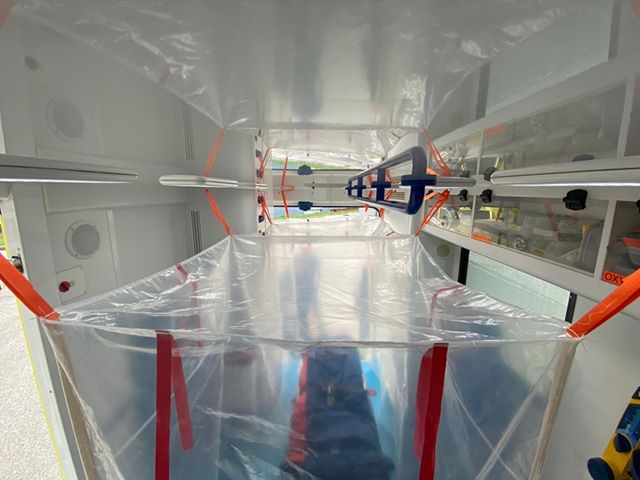 Covid 19 et caisson de protection pour brancard de l'ambulance 11 Covid 19 et caisson de protection pour brancard de l'ambulance 91333457 2584508688463692 1593673165941243904 n L'ambulancier, le site de référence Covid 19 et caisson de protection pour brancard de l'ambulance