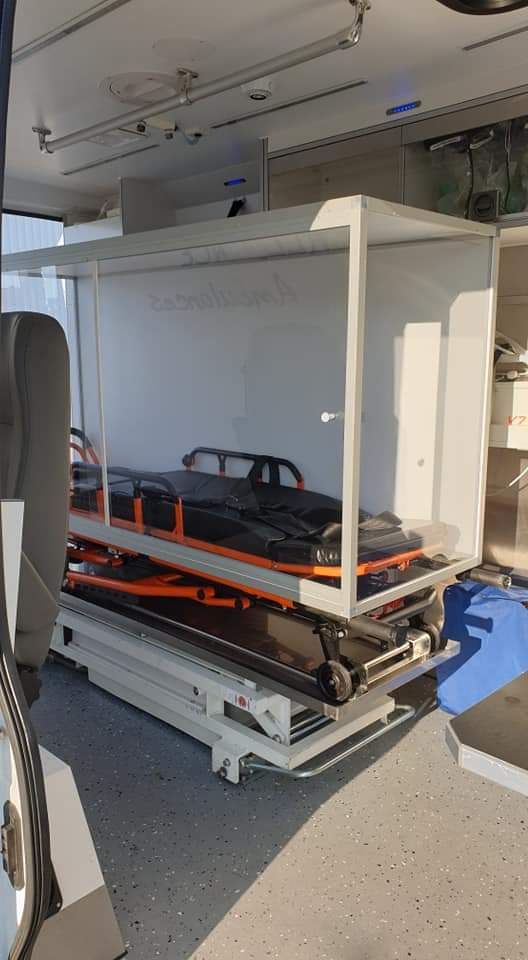 Covid 19 et caisson de protection pour brancard de l'ambulance 2 Covid 19 et caisson de protection pour brancard de l'ambulance caisson-protection-ambulance-covid19-alliance-ambulances-42-ambulancier-le-site