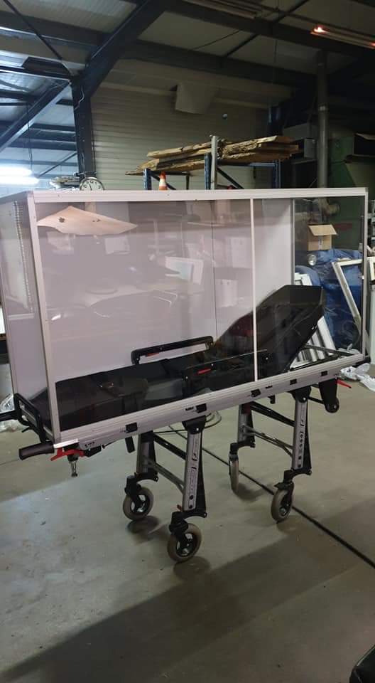 Covid 19 et caisson de protection pour brancard de l'ambulance 3 Covid 19 et caisson de protection pour brancard de l'ambulance caisson-protection-ambulance-covid19-alliance-ambulances-42-ambulancier-le-site